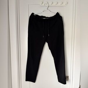 Lululemon | On The Fly Pants, Black, Size 6